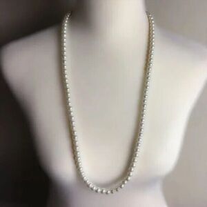 90s Vintage Faux Pearl Necklace Glass Beads Lobster Clasp Costume Jewelry